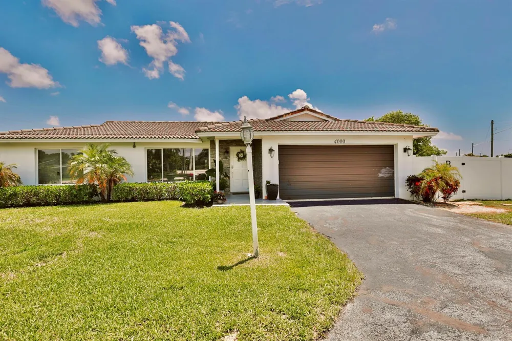 4000 NW 3RD AVENUE Boca Raton, FL 33431