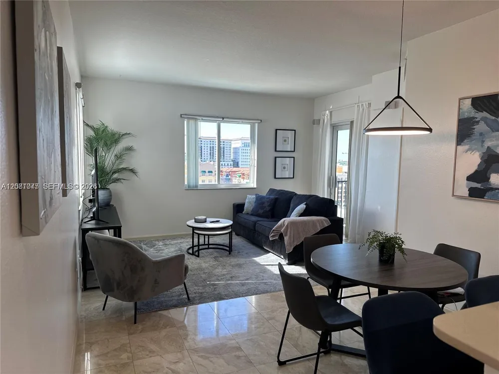 10 Aragon Ave #1120 Coral Gables, FL 33134