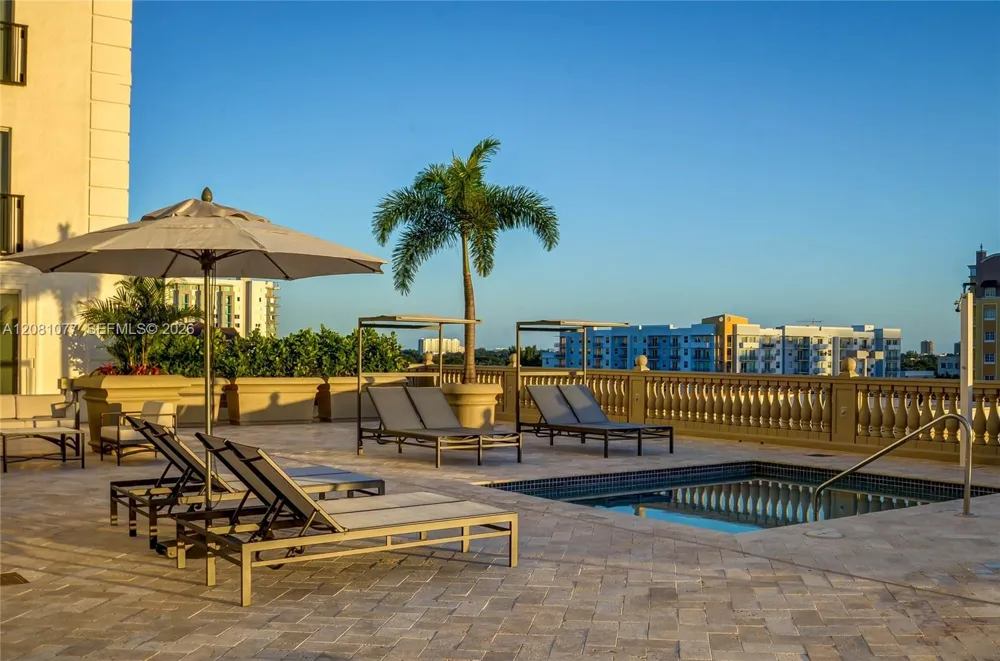 10 Aragon Ave #1120 Coral Gables, FL 33134