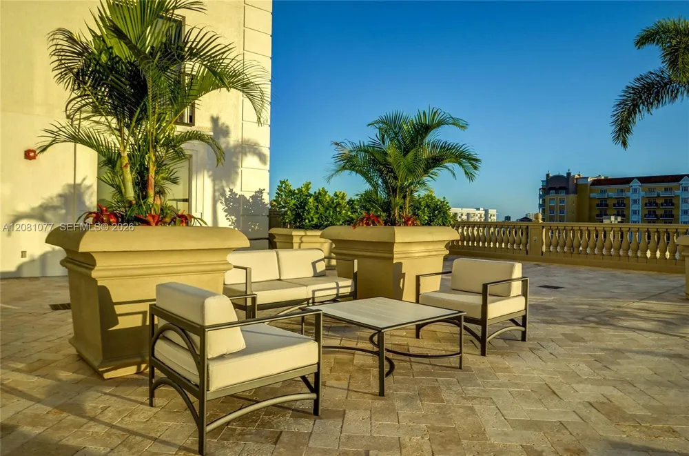 10 Aragon Ave #1120 Coral Gables, FL 33134