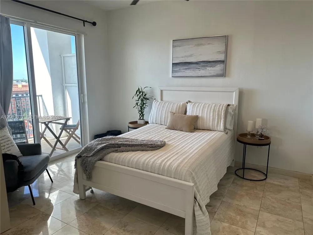 10 Aragon Ave #1120 Coral Gables, FL 33134