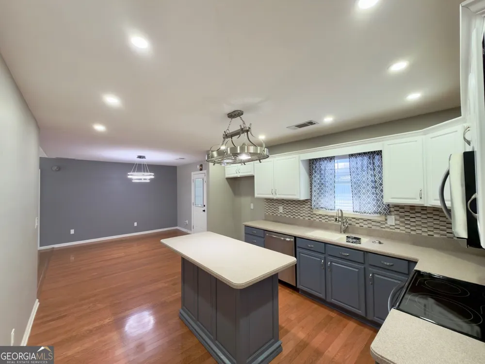 465 Ram DR Covington, GA 30014