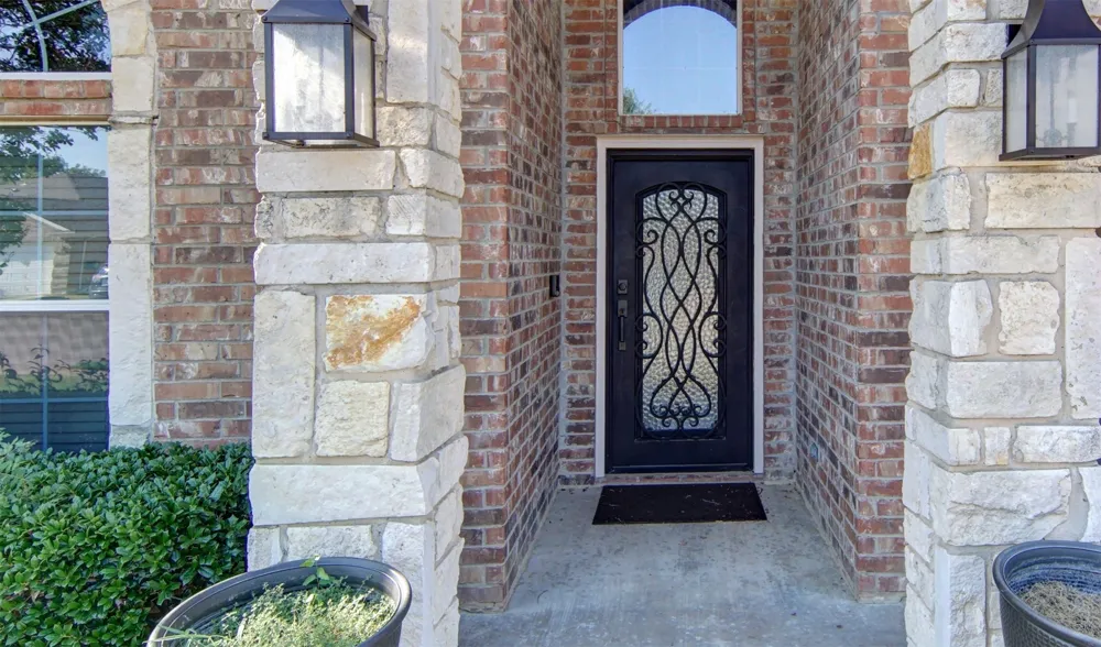 8308 Fall Crest Drive Fort Worth, TX 76053