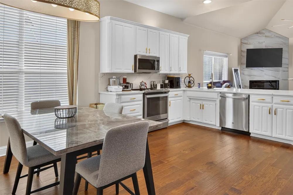 8308 Fall Crest Drive Fort Worth, TX 76053