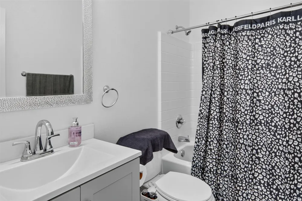 8308 Fall Crest Drive Fort Worth, TX 76053