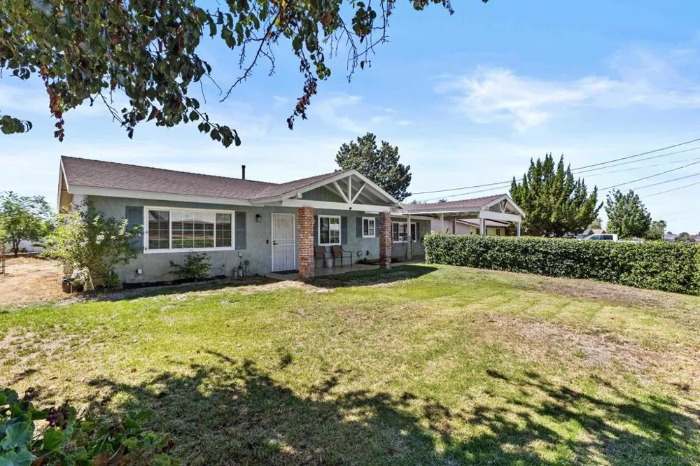 33837 Palm Yucaipa, CA 92399