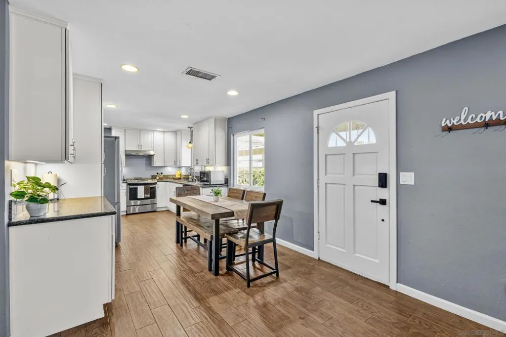 33837 Palm Yucaipa, CA 92399