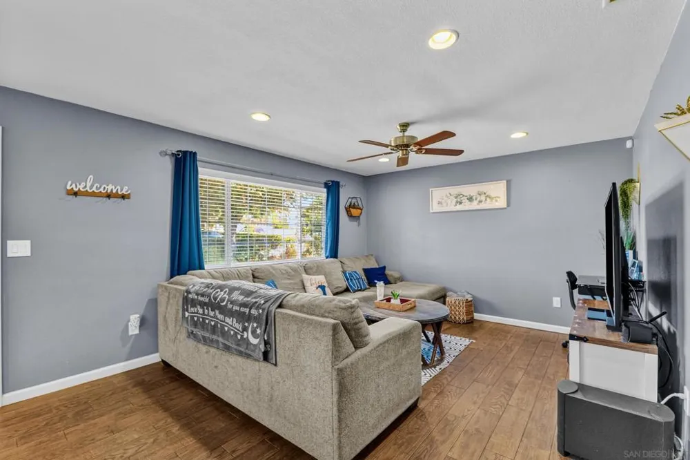 33837 Palm Yucaipa, CA 92399