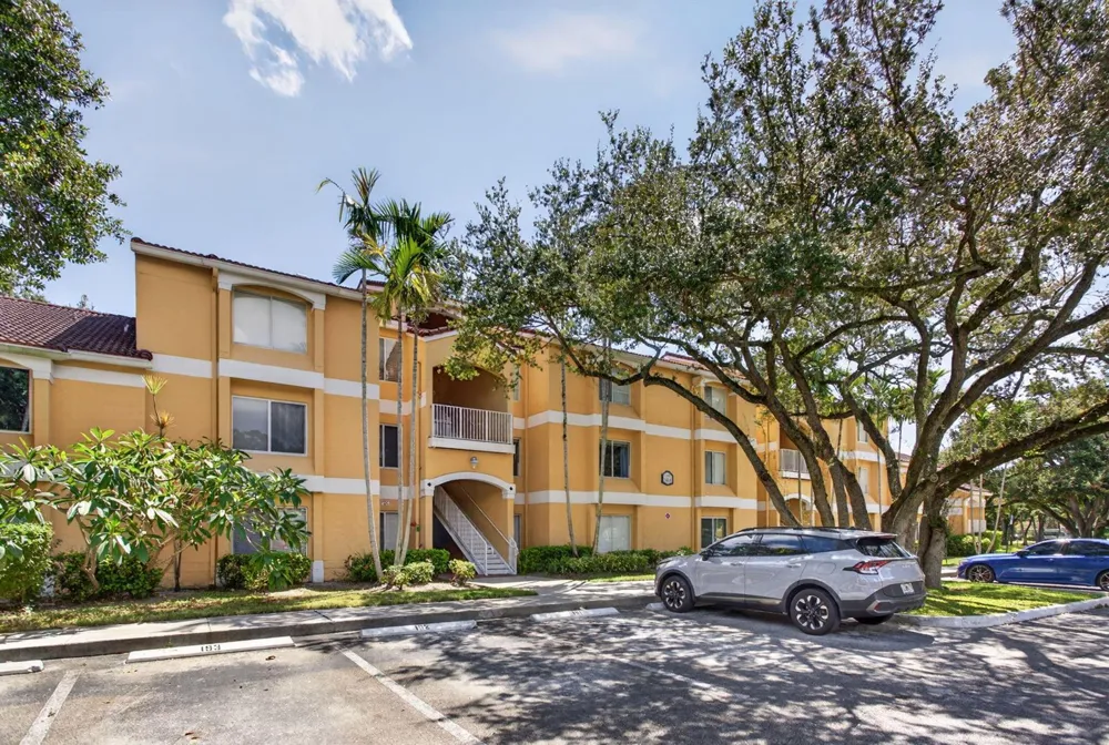 2425 NW 33rd Street NW #1309 Oakland Park, FL 33309