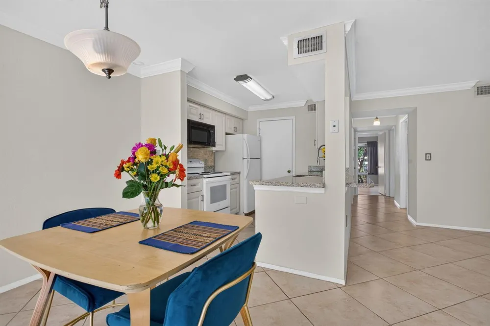 2425 NW 33rd Street NW #1309 Oakland Park, FL 33309
