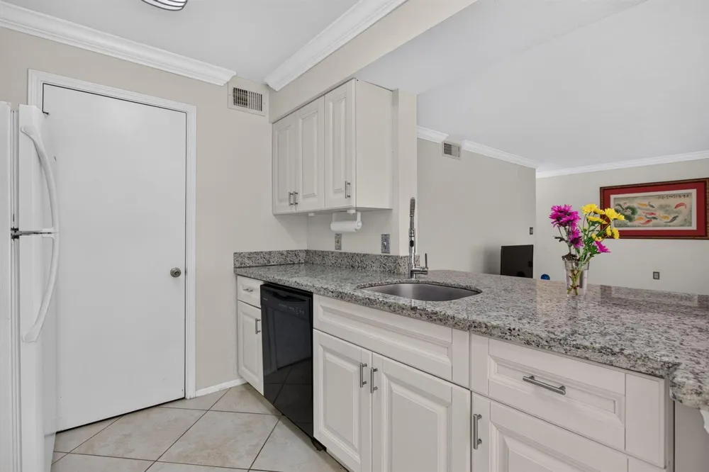 2425 NW 33rd Street NW #1309 Oakland Park, FL 33309