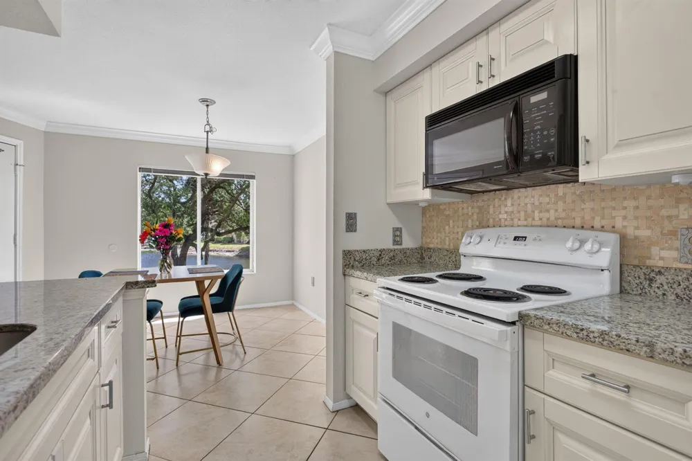 2425 NW 33rd Street NW #1309 Oakland Park, FL 33309