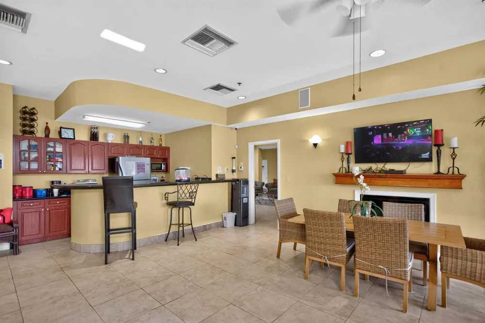 2425 NW 33rd Street NW #1309 Oakland Park, FL 33309
