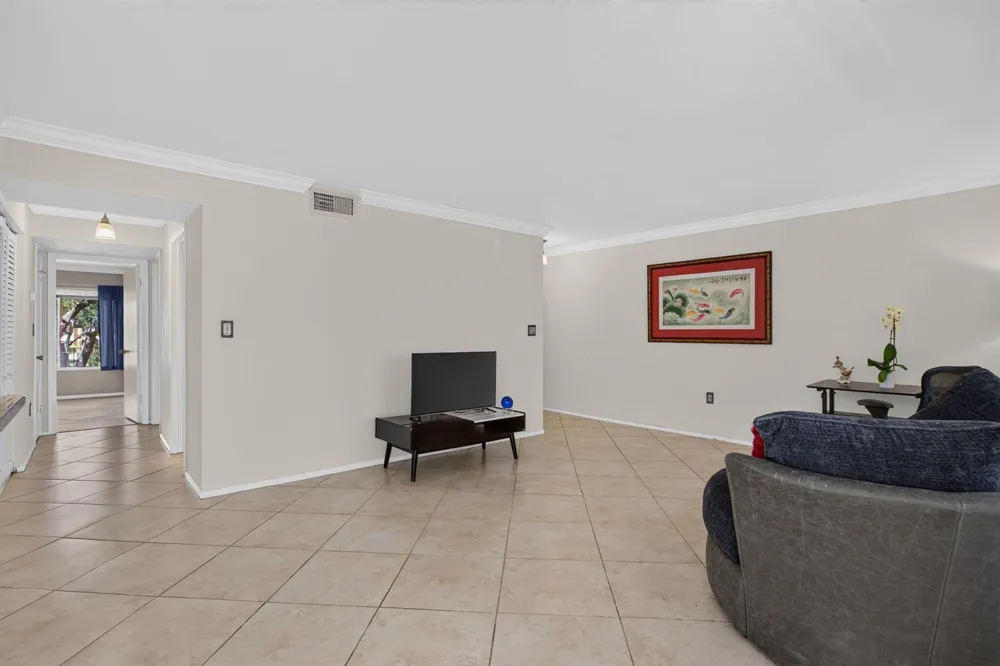 2425 NW 33rd Street NW #1309 Oakland Park, FL 33309