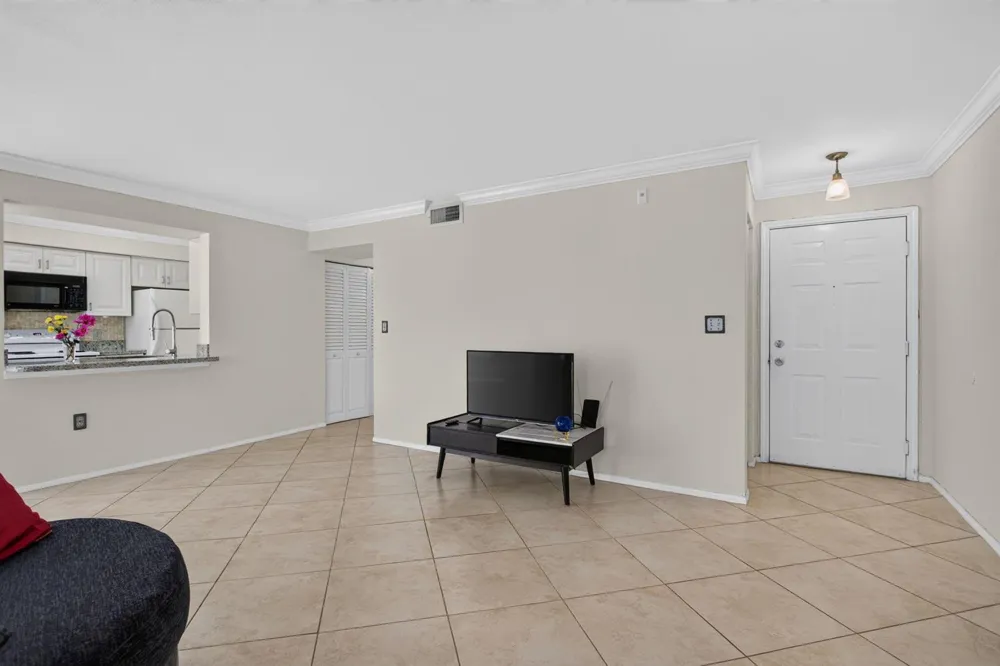 2425 NW 33rd Street NW #1309 Oakland Park, FL 33309
