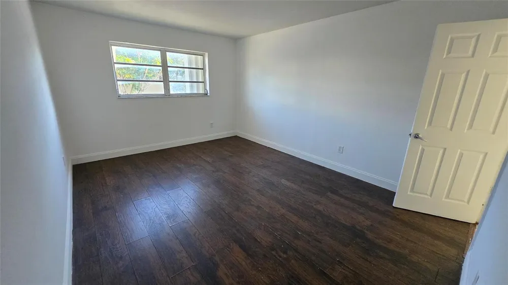 15205 NE 6TH AVENUE #D206 Miami, FL 33162