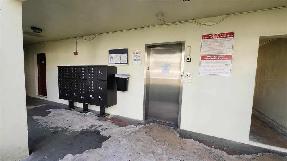 15205 NE 6TH AVENUE #D206 Miami, FL 33162