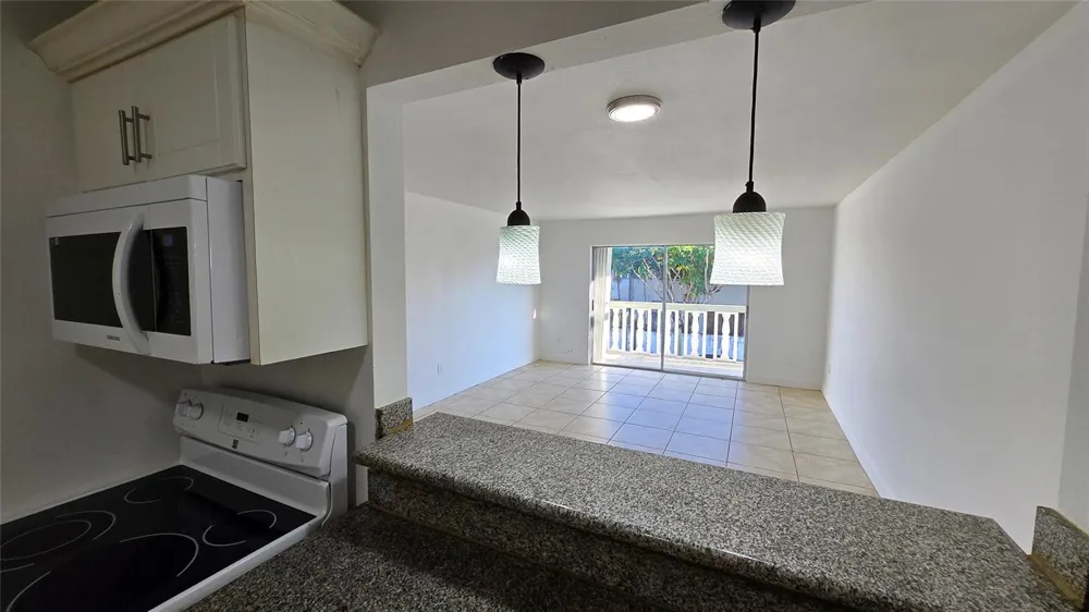 15205 NE 6TH AVENUE #D206 Miami, FL 33162