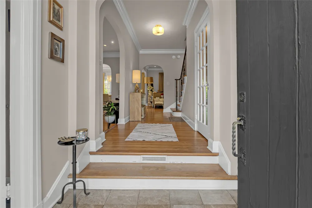 2106 S Saint Louis Avenue Tulsa, OK 74114