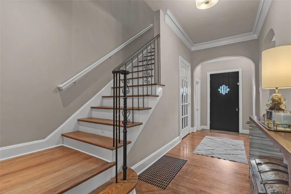 2106 S Saint Louis Avenue Tulsa, OK 74114