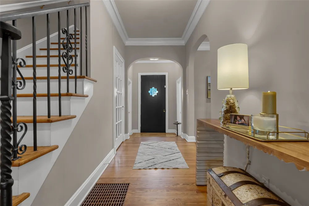 2106 S Saint Louis Avenue Tulsa, OK 74114