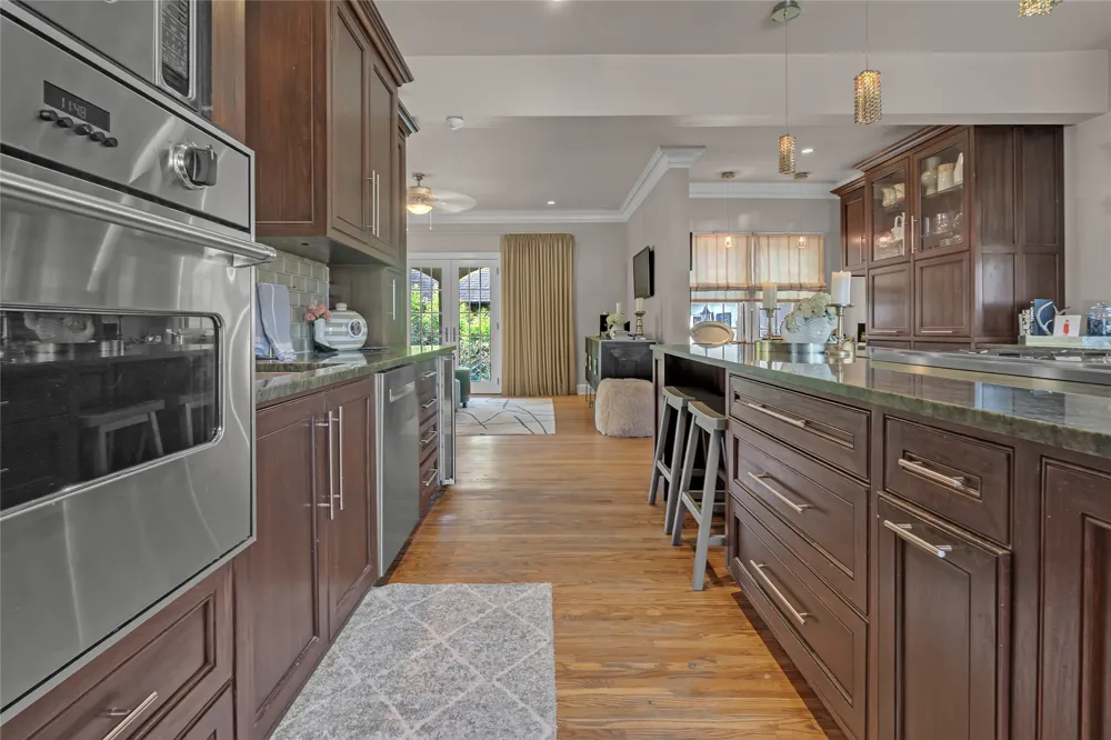 2106 S Saint Louis Avenue Tulsa, OK 74114