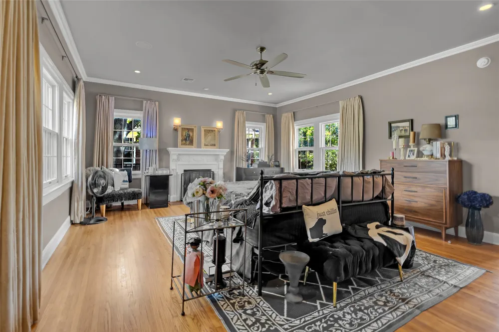 2106 S Saint Louis Avenue Tulsa, OK 74114