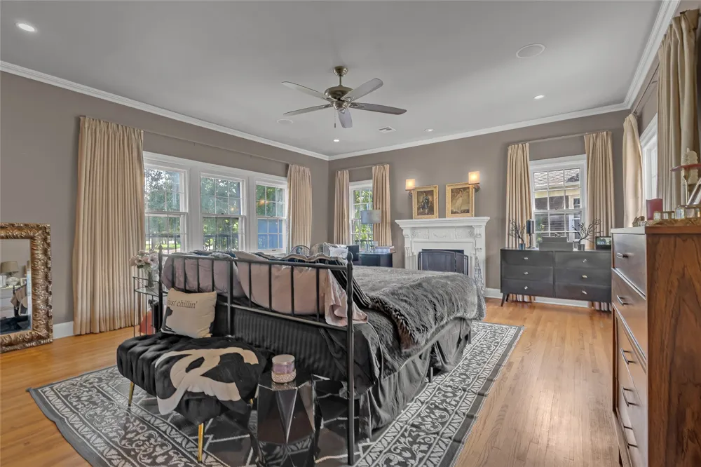 2106 S Saint Louis Avenue Tulsa, OK 74114