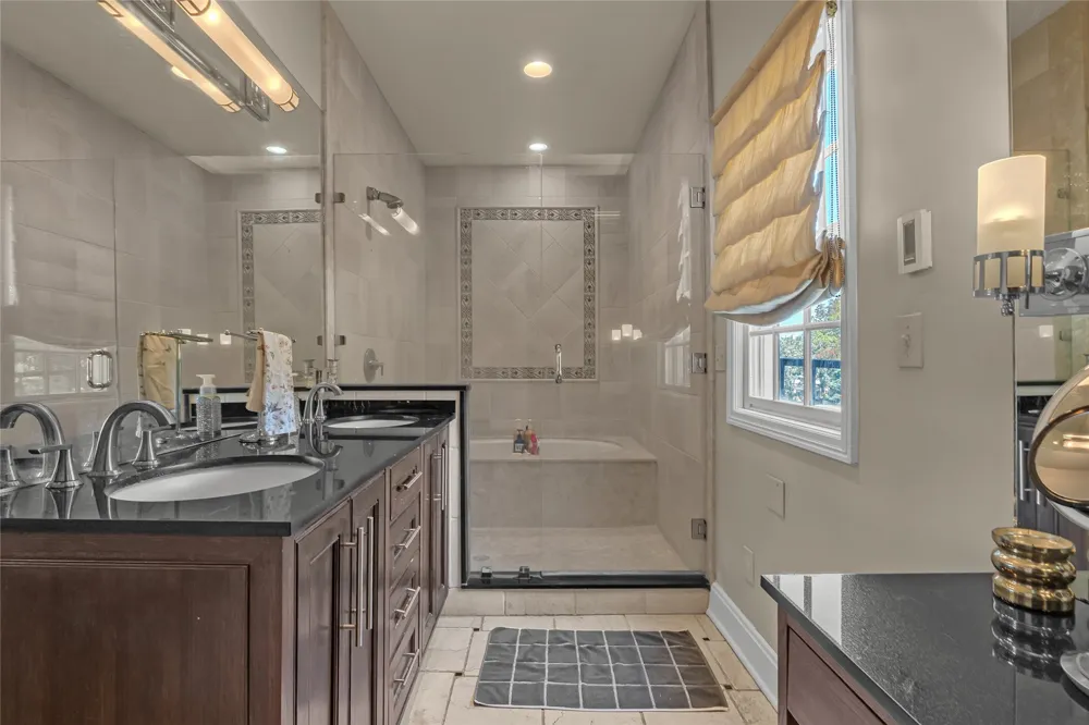 2106 S Saint Louis Avenue Tulsa, OK 74114
