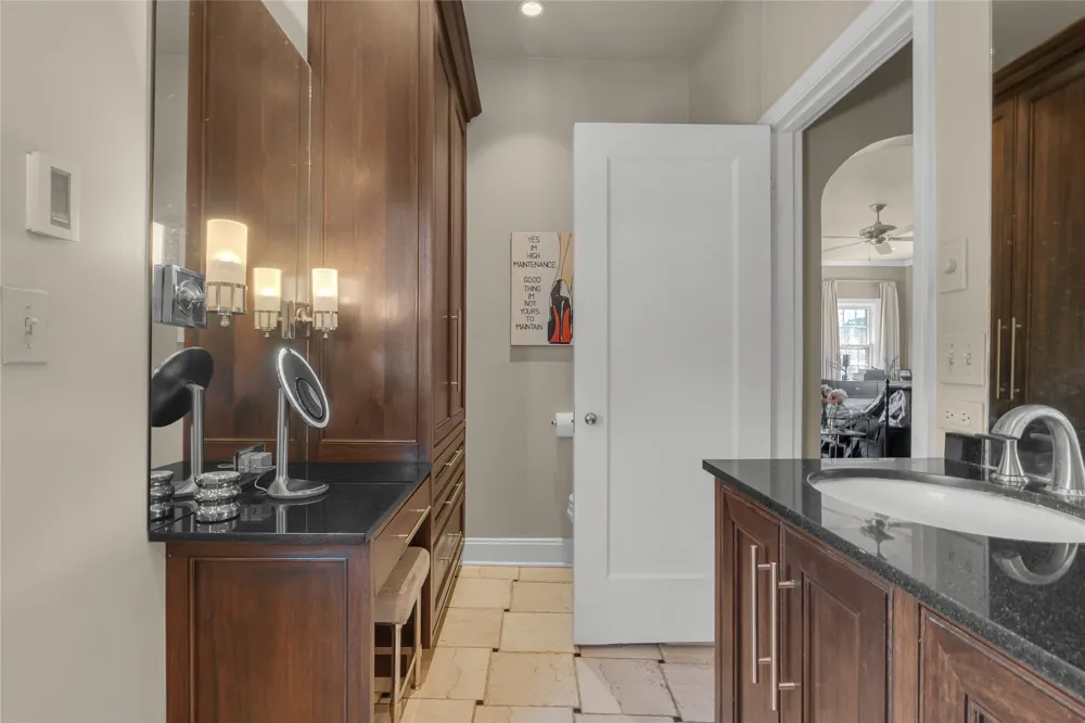 2106 S Saint Louis Avenue Tulsa, OK 74114