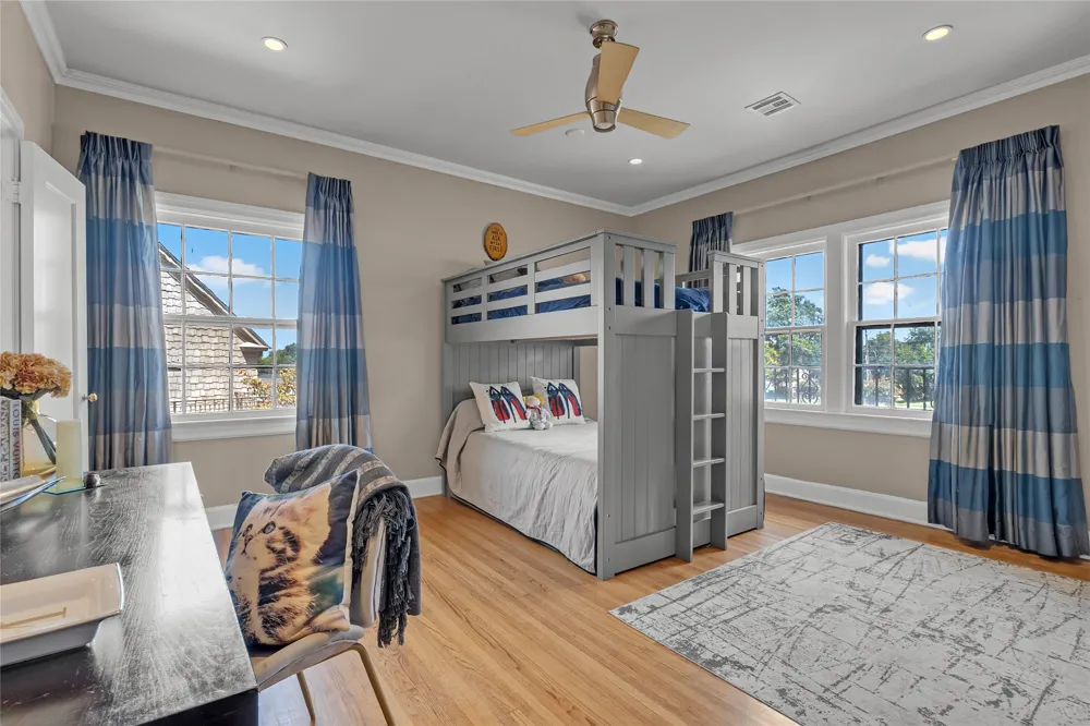 2106 S Saint Louis Avenue Tulsa, OK 74114