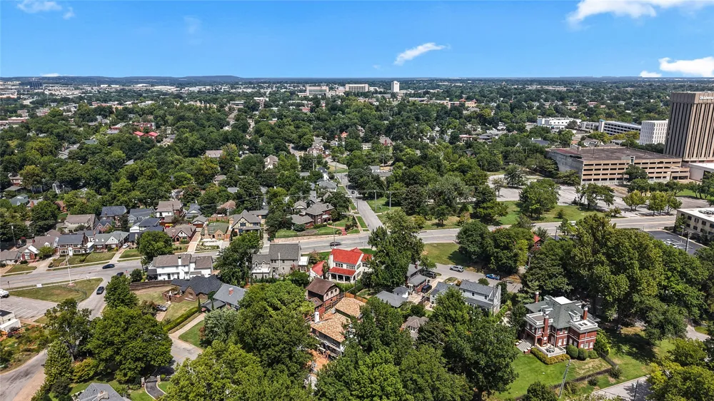2106 S Saint Louis Avenue Tulsa, OK 74114