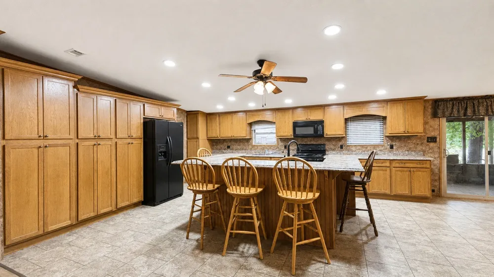 1507 154 Highway Quitman, TX 75783
