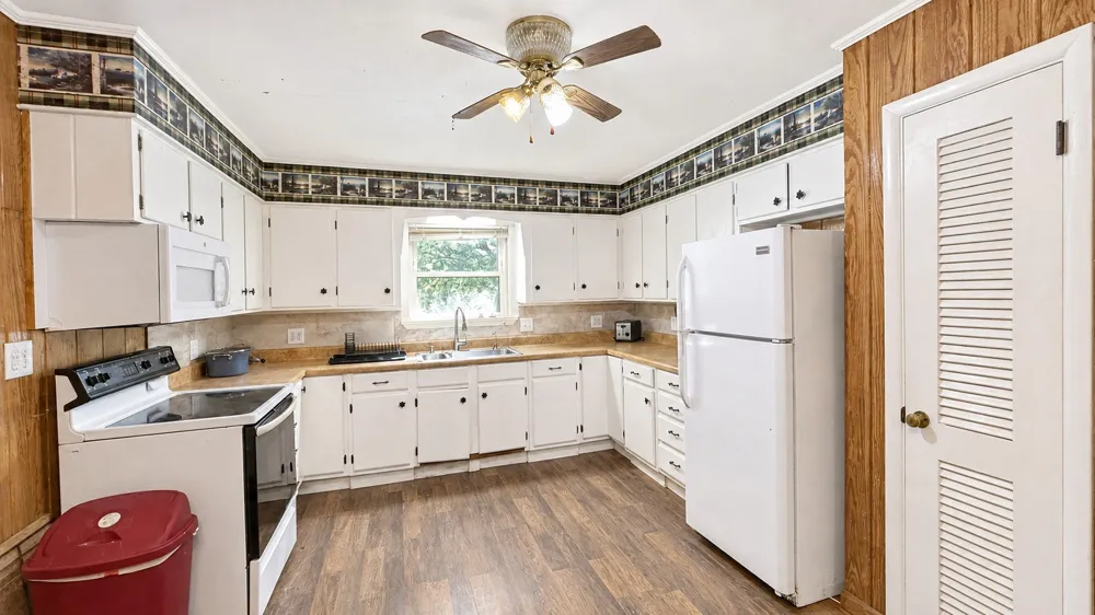 1507 154 Highway Quitman, TX 75783