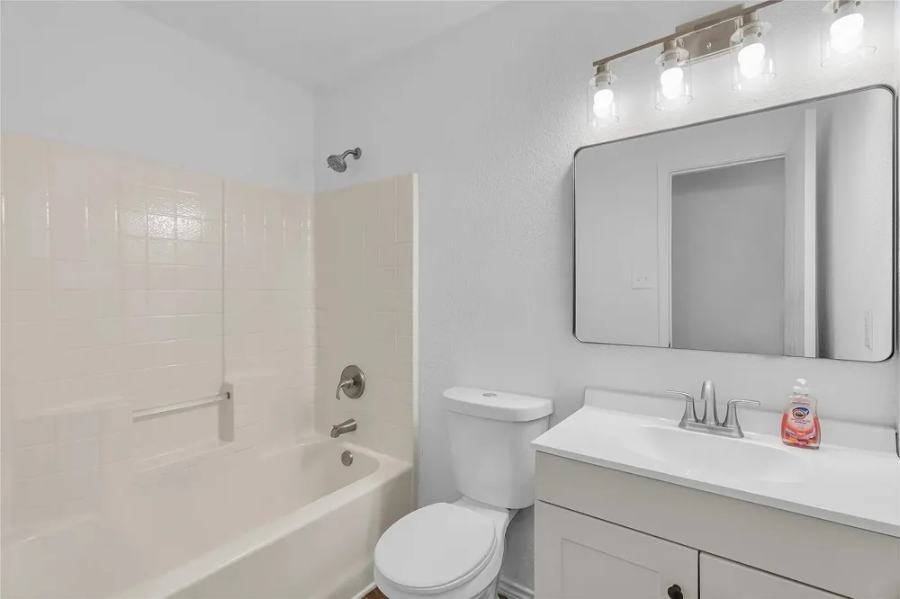 3883 Fox Run Drive Fort Worth, TX 76123