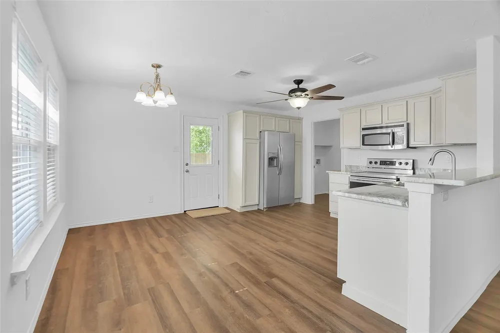 3883 Fox Run Drive Fort Worth, TX 76123