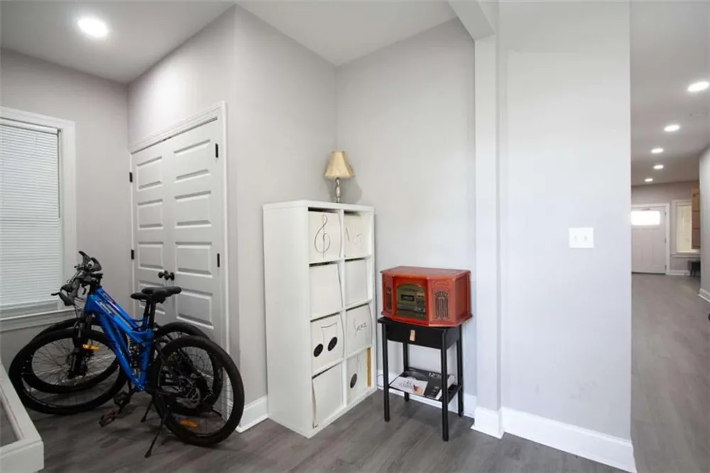390 Holderness Street SW Atlanta, GA 30310