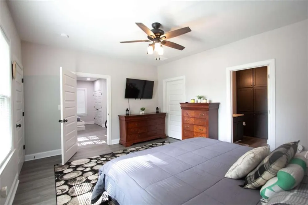 390 Holderness Street SW Atlanta, GA 30310