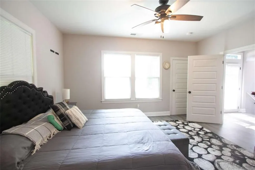 390 Holderness Street SW Atlanta, GA 30310