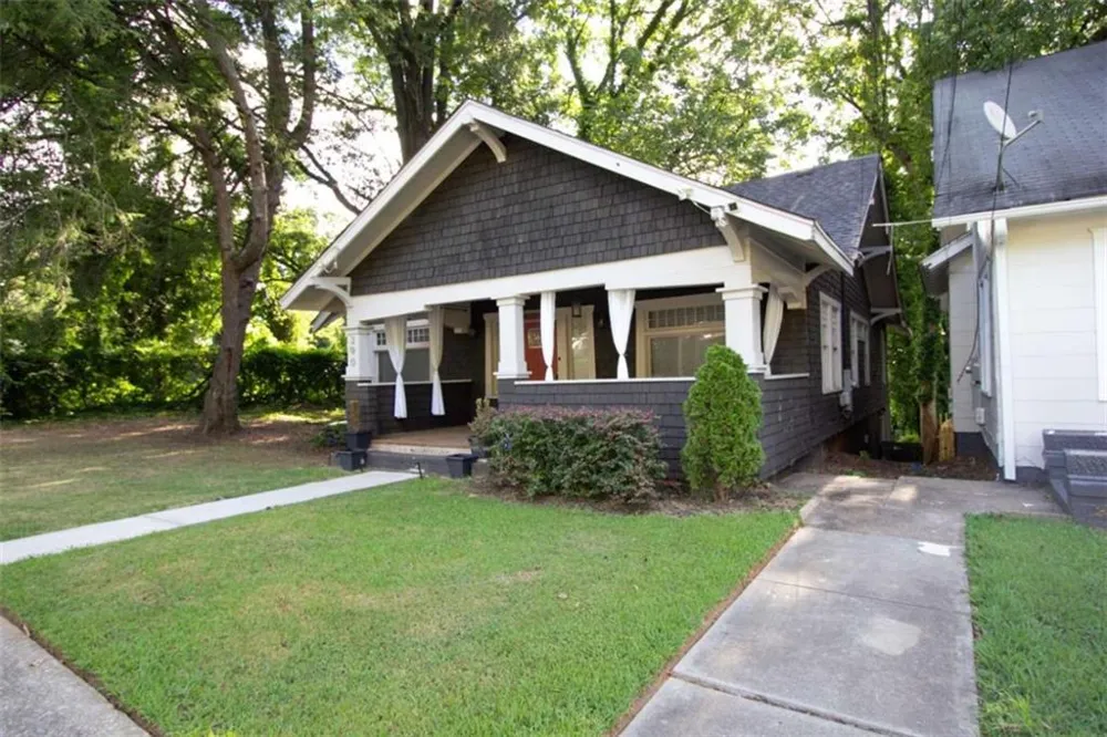 390 Holderness Street SW Atlanta, GA 30310