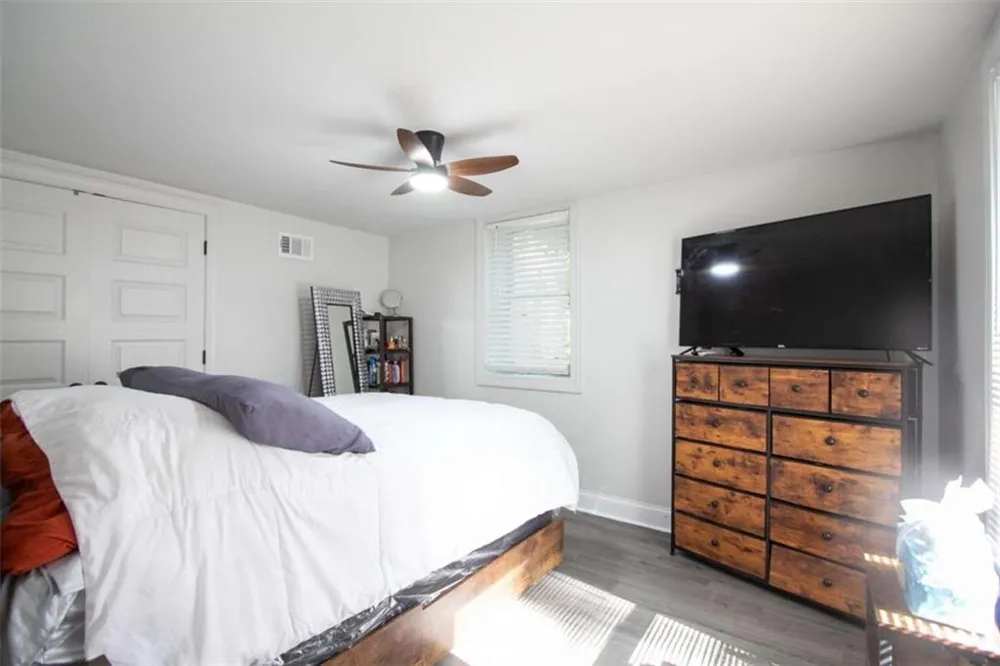 390 Holderness Street SW Atlanta, GA 30310