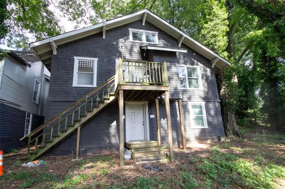 390 Holderness Street SW Atlanta, GA 30310