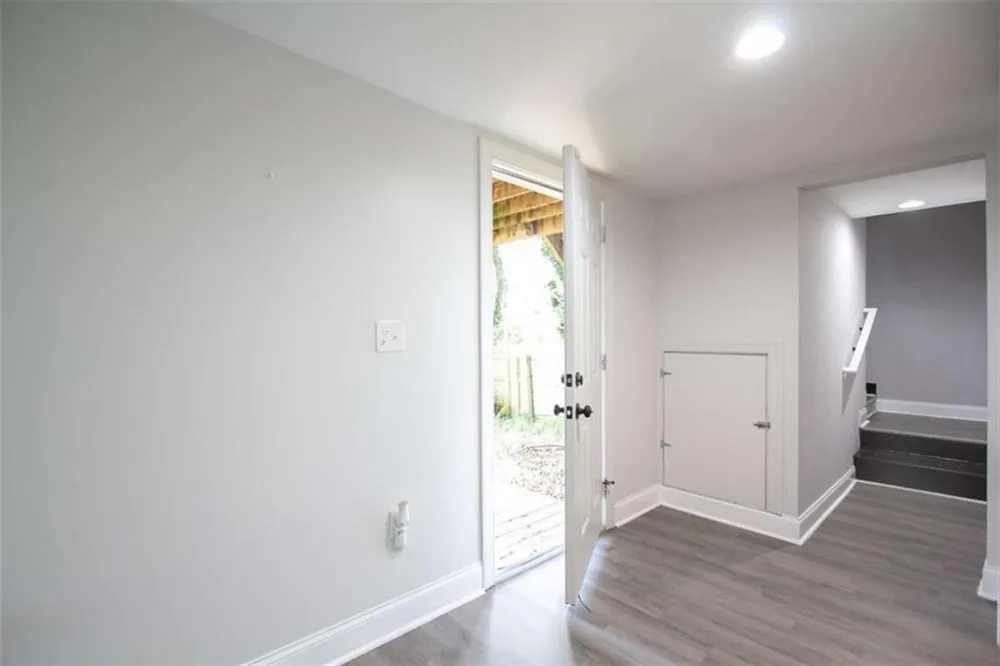 390 Holderness Street SW Atlanta, GA 30310