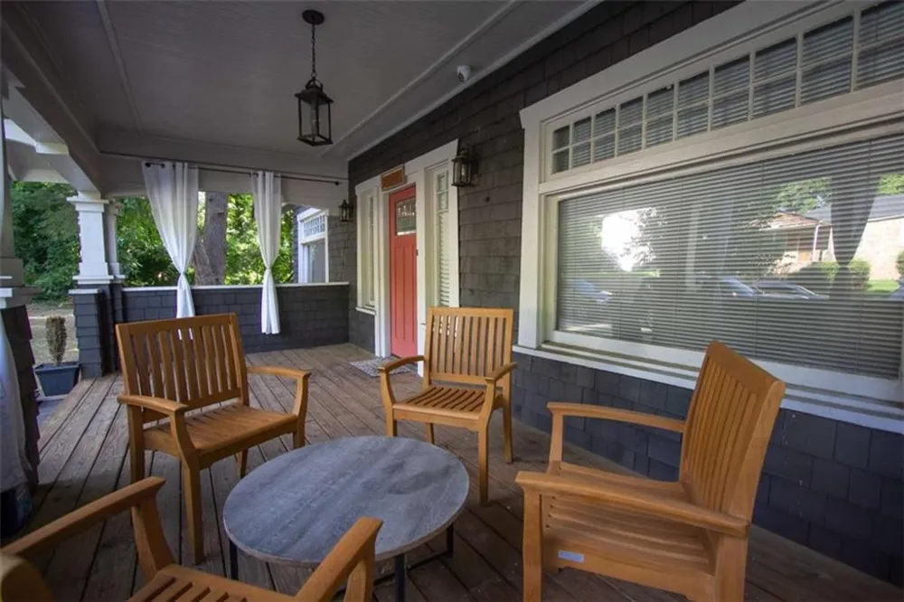 390 Holderness Street SW Atlanta, GA 30310