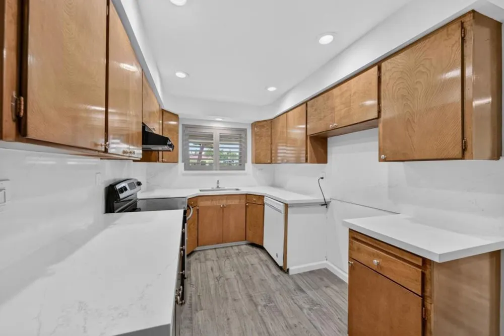 4034 Ezie Street San Jose, CA 95111