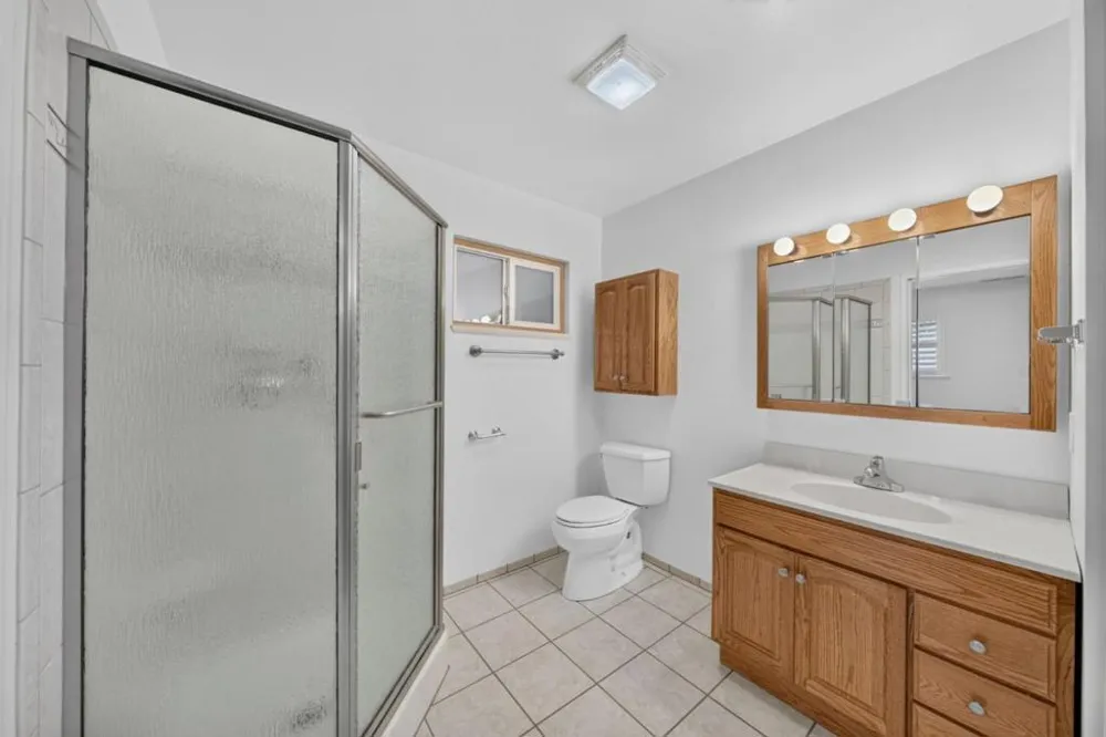 4034 Ezie Street San Jose, CA 95111