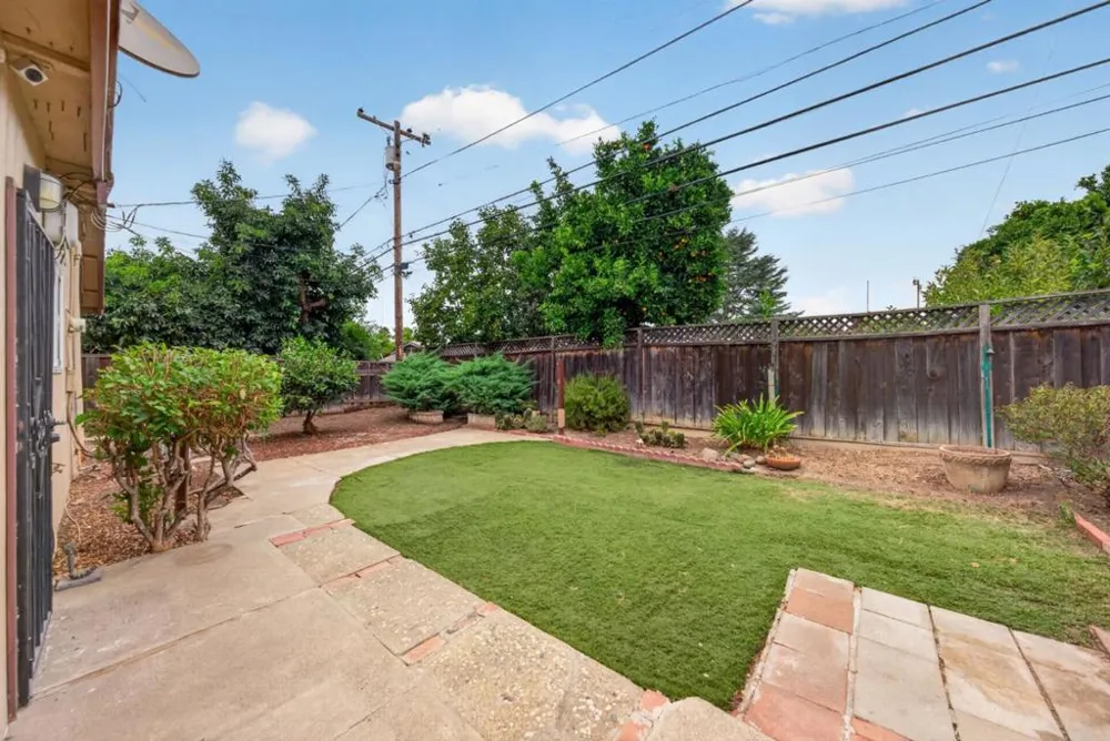 4034 Ezie Street San Jose, CA 95111