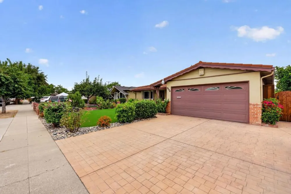 4034 Ezie Street San Jose, CA 95111