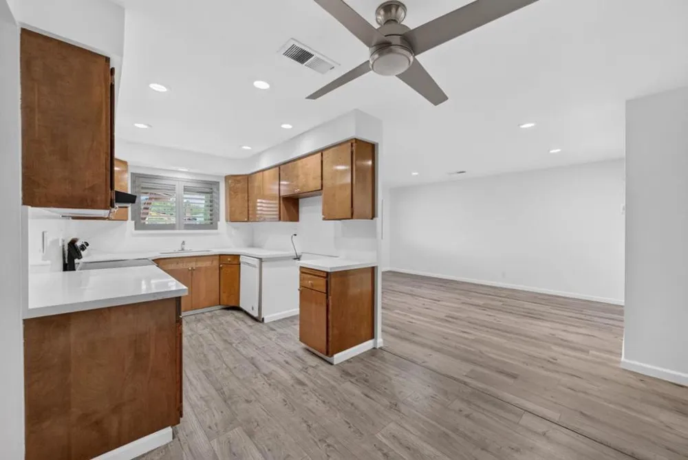 4034 Ezie Street San Jose, CA 95111