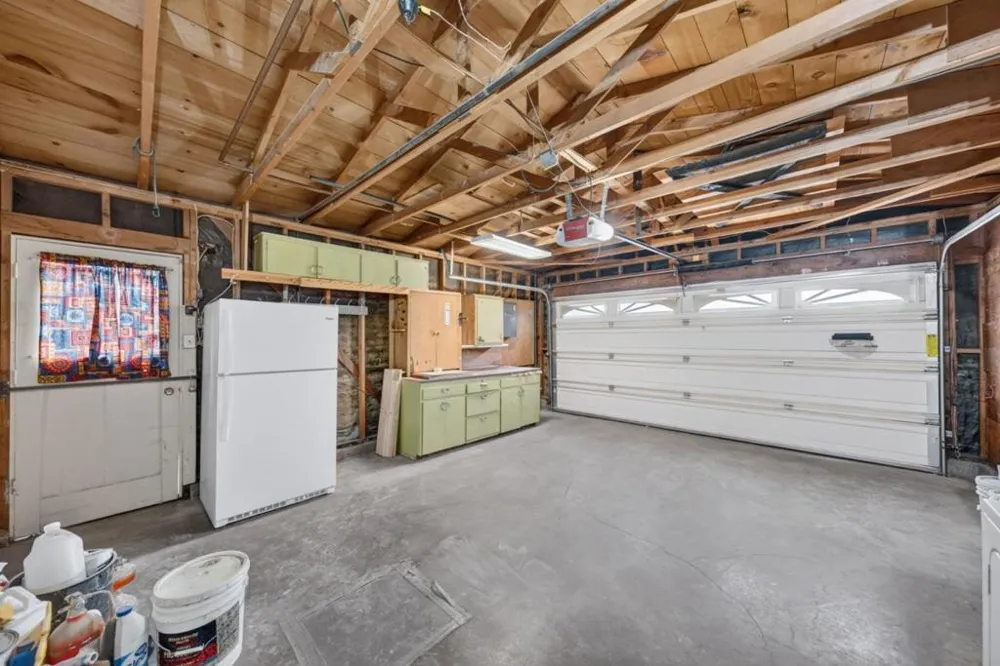 4034 Ezie Street San Jose, CA 95111